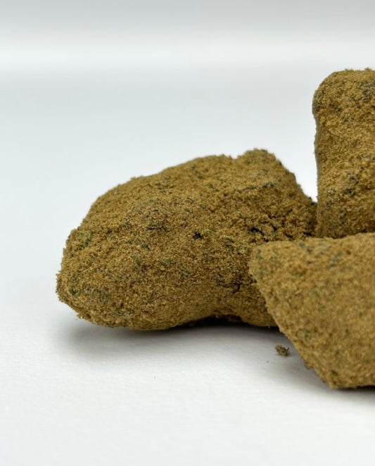 Moonrock 57% CBD Indoor | Arômes Fruitée, citronnée, florale | BreizhCBDshop